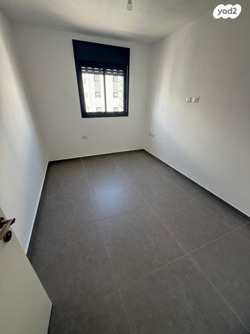 דירה, קרית מלאכי