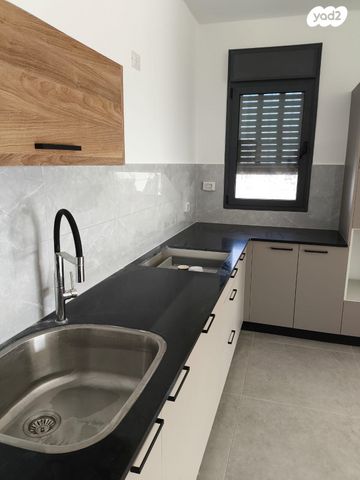 דירה, יהדות איטליה, רמת יורם, נתיבות