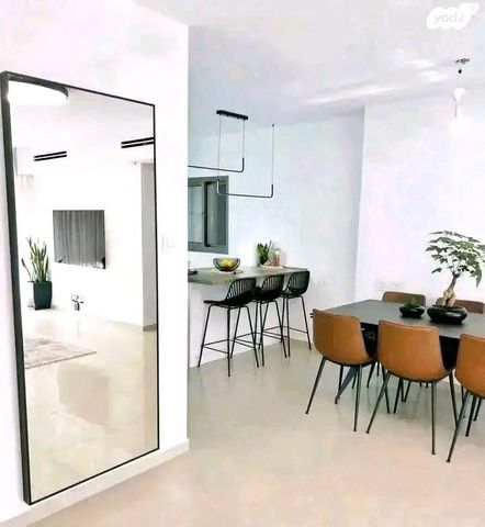 דירה, צבי תדמור, ח-501, חולון