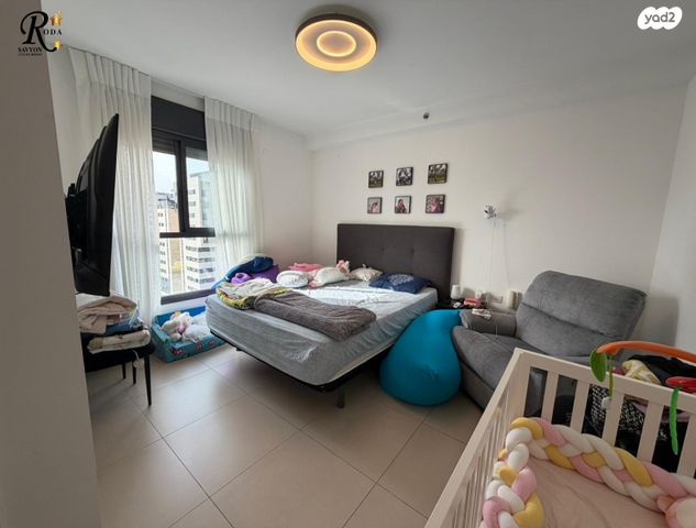 דירה, מתחם מרכזי, גני תקווה