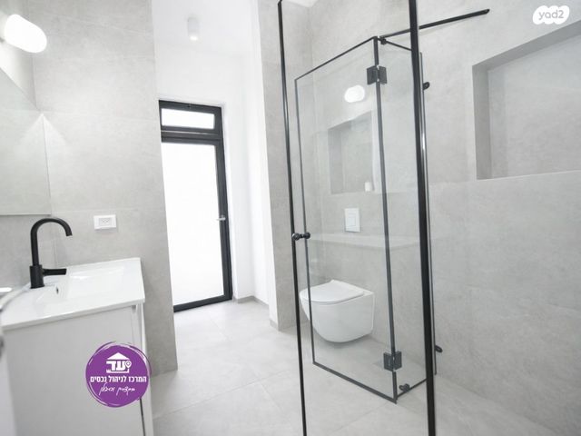 דו משפחתי, בני יהודה, קצרין