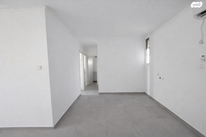 דירה, שדרות בן צבי 1, רמת חן ובן ציון, נתניה