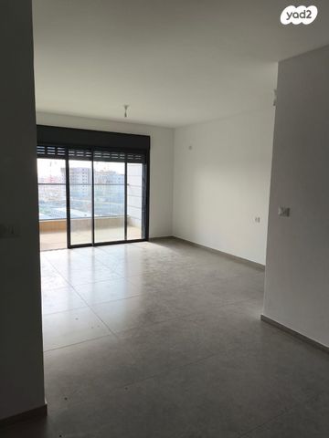 דירה, יהדות איטליה, רמת יורם, נתיבות