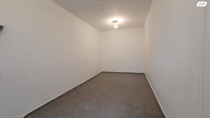 דירת גן, ילדי טהרן 8, מכללת תל אביב יפו, דקר, תל אביב יפו