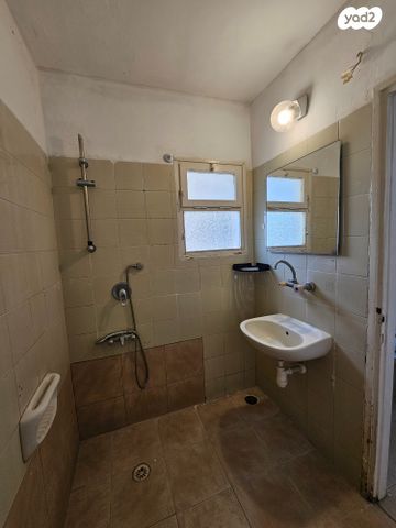 דירה, קרית מוצקין