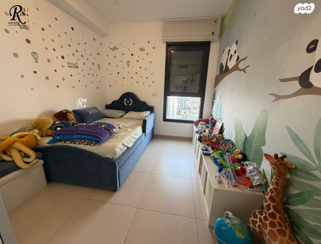 דירה, מתחם מרכזי, גני תקווה