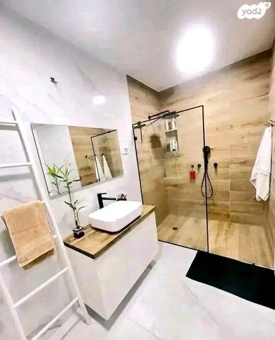 דירה, צבי תדמור, ח-501, חולון