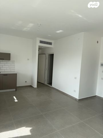 דירה, דניאל 3, ניצנה, בת ים