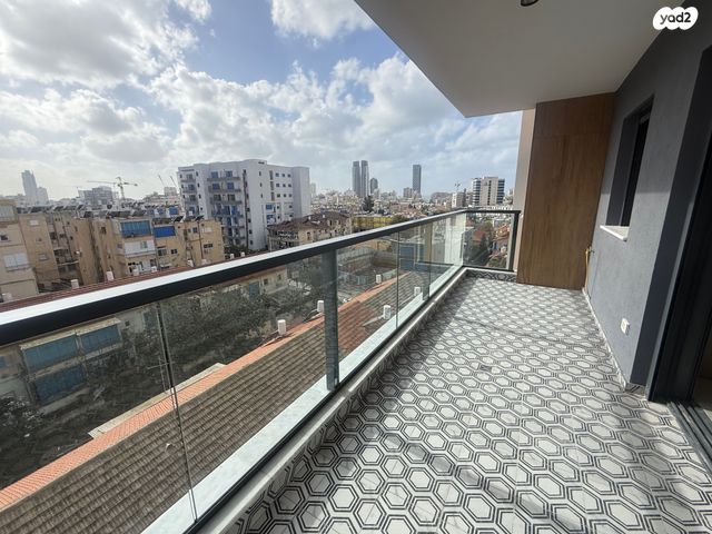 דירה, דניאל 3, ניצנה, בת ים