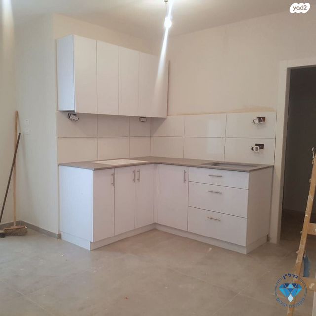 דירה, עצמאות, מרכז מזרחי, נס ציונה