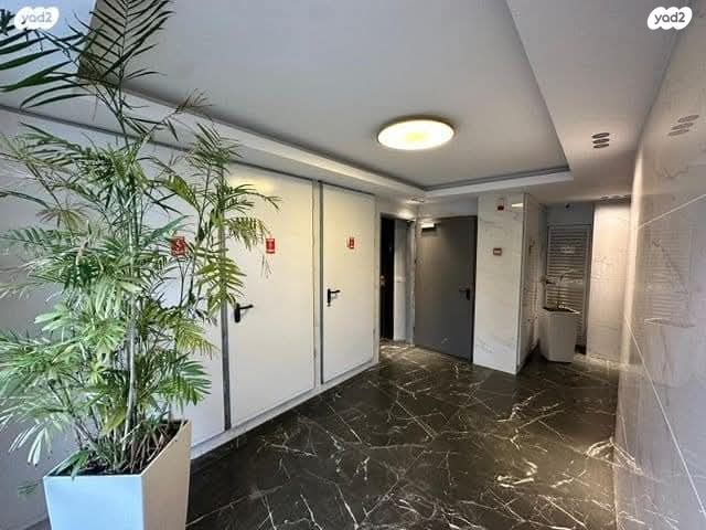 דירת גן, ליאון בלום, מרכז, קרית עבודה, חולון