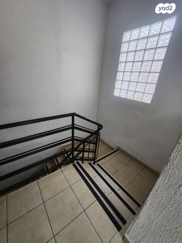 שער פלמר, תחנת רכבת השמונה