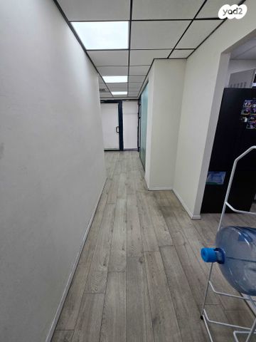 חנויות/ שטח מסחרי, שדרות ההסתדרות 25, צומת הקריות, חוף שמן, חיפה