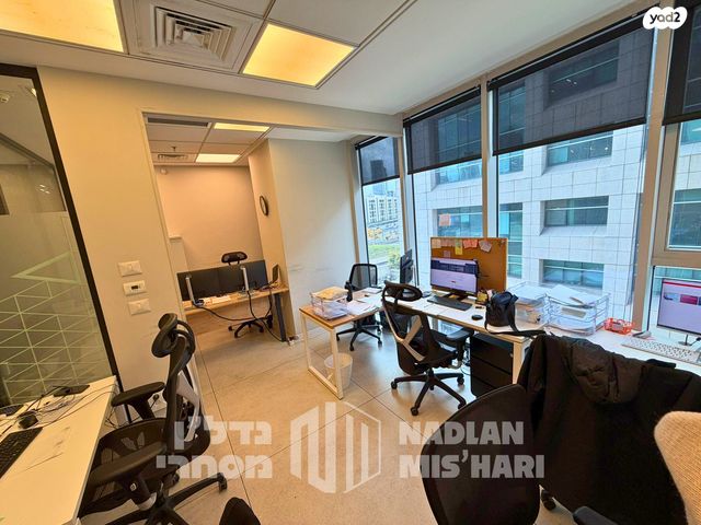 משרדים, דרך מנחם בגין, מונטיפיורי, הרכבת, תל אביב יפו