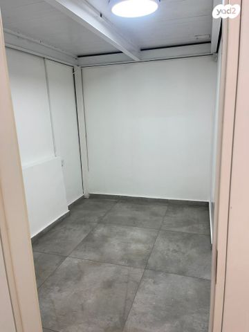 משרדים, ארלוזורוב, גבעתיים