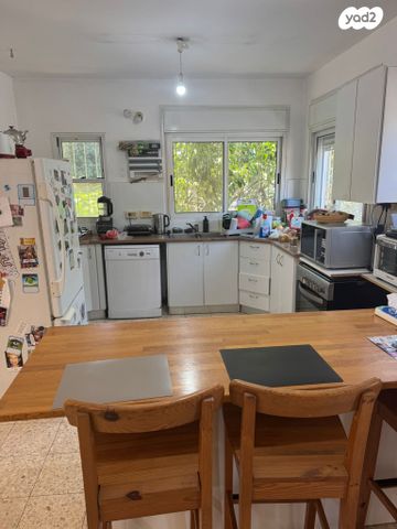 כללי, קרית טבעון