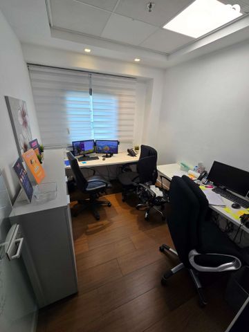 חנויות/ שטח מסחרי, שדרות ההסתדרות 25, צומת הקריות, חוף שמן, חיפה