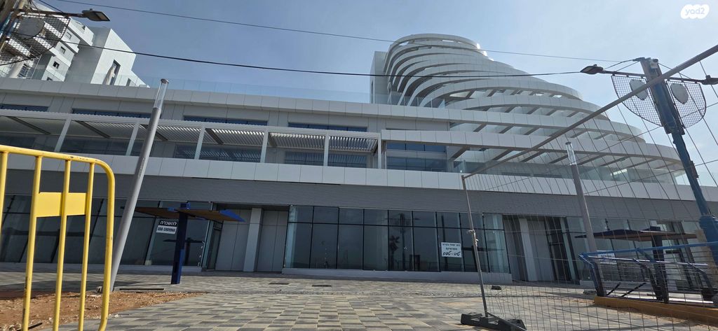 חנויות/ שטח מסחרי, הטיילת 16, שער הים, ראשון לציון