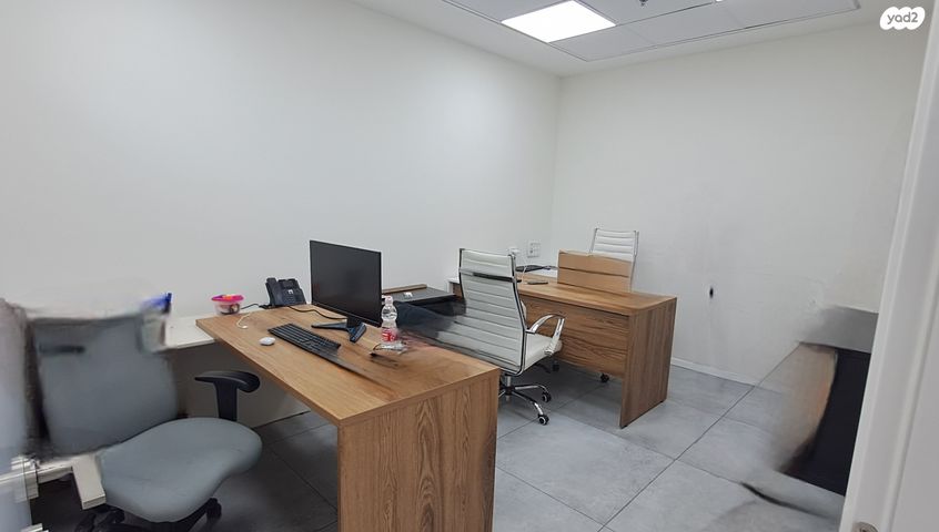 משרדים, הנגר, אזור תעשיה נווה נאמן, הוד השרון