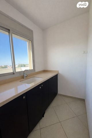 משרדים, שדרות אח"י אילת, קרית חיים מזרחית, חיפה