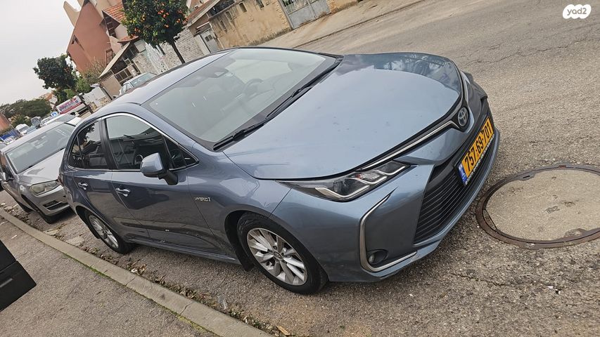 מודעת רכב טויוטה קורולה
