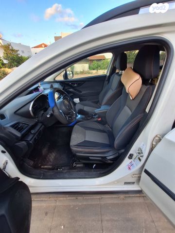 מודעת רכב סובארו XV