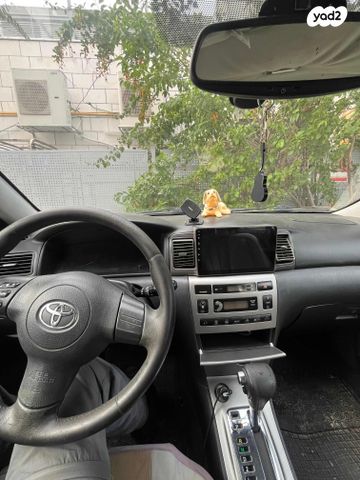 טויוטה קורולה