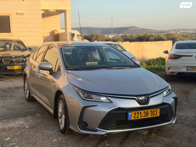 מודעת רכב טויוטה קורולה