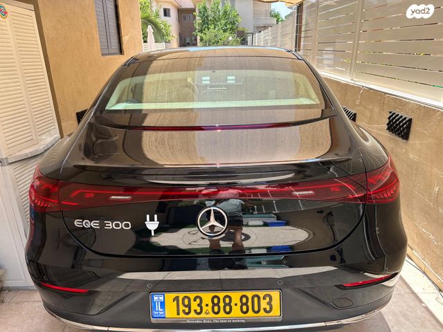 מרצדס-בנץ EQE