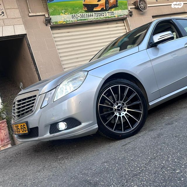 מודעת רכב מרצדס-בנץ E-class