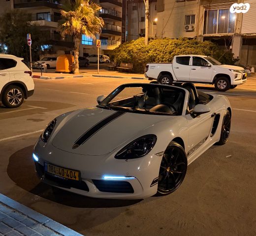 פורשה 718