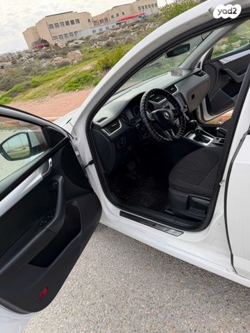 סקודה אוקטביה 