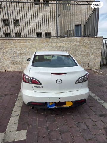 מאזדה 3