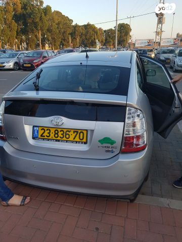 מודעת רכב טויוטה פריוס