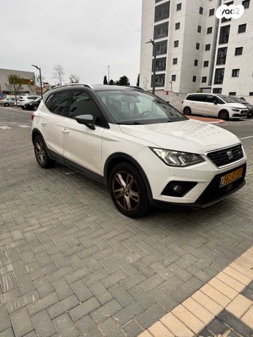 מודעת רכב סיאט ארונה