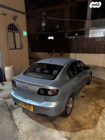 מודעת רכב מאזדה 3