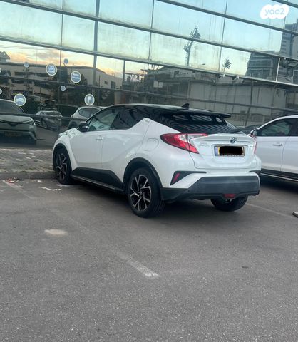 טויוטה C-HR