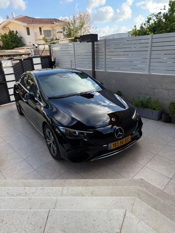 מרצדס-בנץ EQE