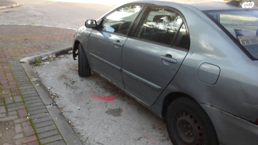 מודעת רכב טויוטה קורולה