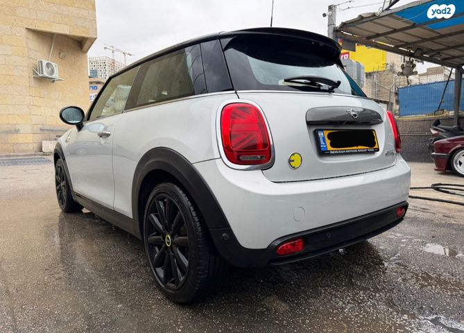 מיני קופר SE (חשמלית)