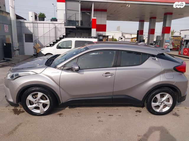 טויוטה C-HR