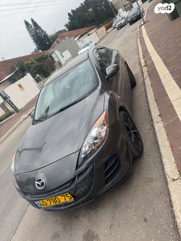מאזדה 3