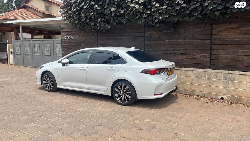 טויוטה קורולה