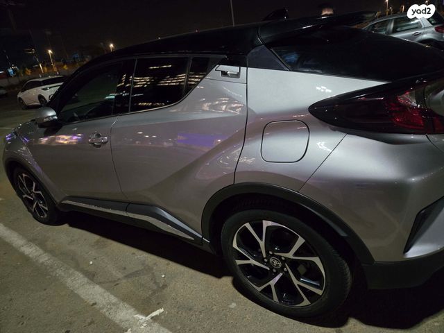 טויוטה C-HR