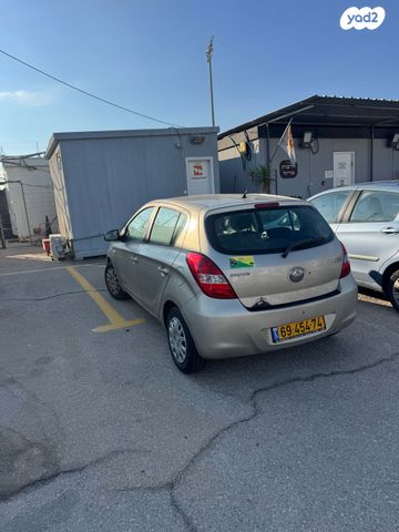 מודעת רכב יונדאי i20