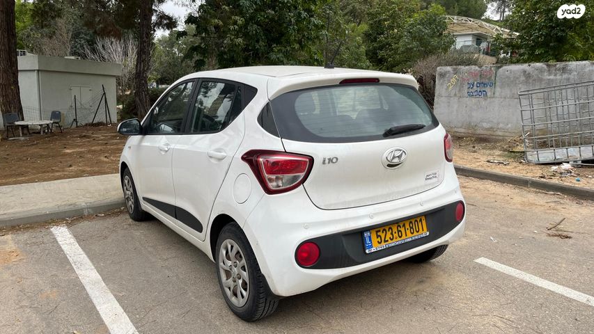 יונדאי i10