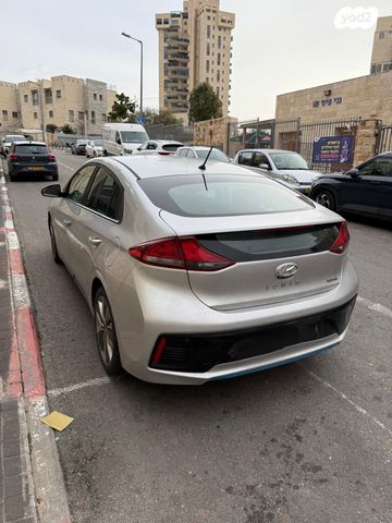 יונדאי איוניק