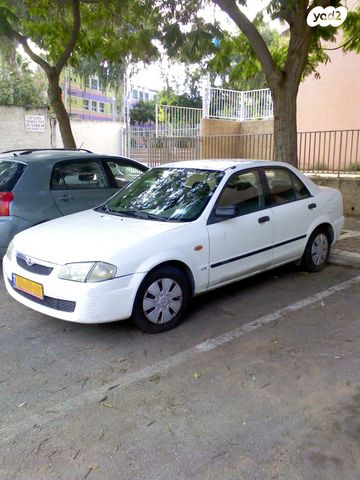 מודעת רכב מאזדה 323