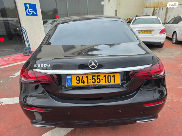 מודעת רכב מרצדס-בנץ E-class