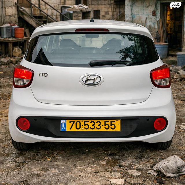 יונדאי i10